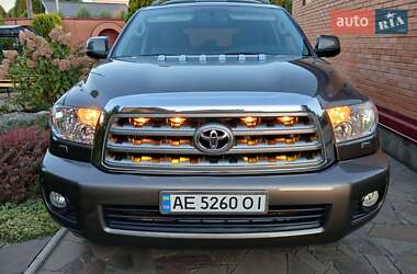 Цены Toyota Sequoia Газ пропан-бутан / Бензин