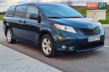 Ціни Toyota Sienna Газ пропан-бутан / Бензин