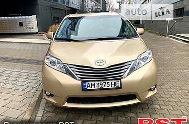Ціни Toyota Sienna Газ пропан-бутан / Бензин
