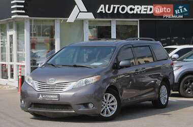 Ціни Toyota Sienna Газ пропан-бутан / Бензин