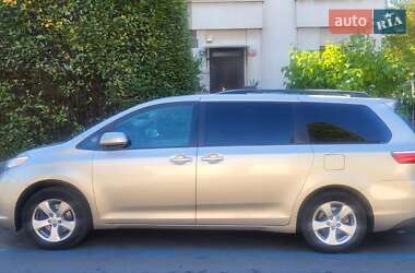 Цены Toyota Sienna Газ пропан-бутан / Бензин