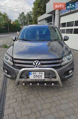 Цены Volkswagen Tiguan Газ пропан-бутан / Бензин