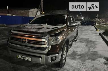 Ціни Toyota Tundra Газ пропан-бутан / Бензин