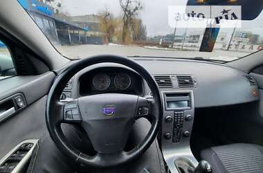 Ціни Volvo V50 Газ пропан-бутан / Бензин