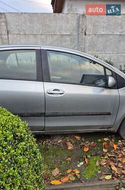 Цены Toyota Yaris Газ пропан-бутан / Бензин