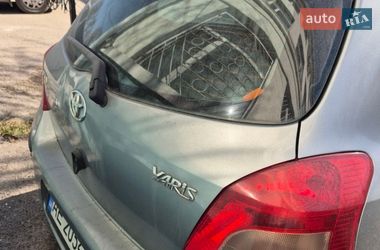 Цены Toyota Yaris Газ пропан-бутан / Бензин