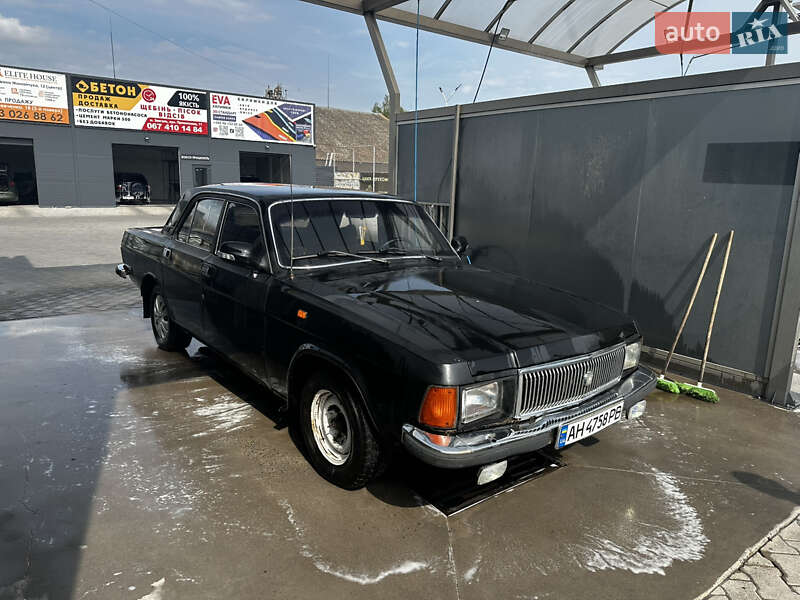 Седан ГАЗ 3102 Волга