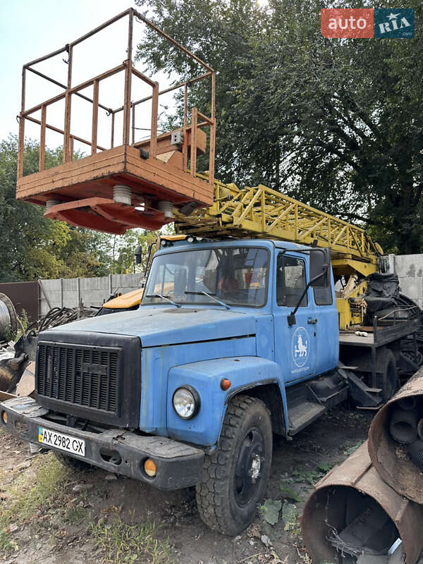 ГАЗ 3307