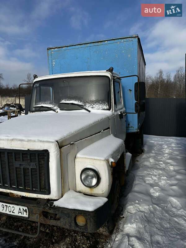 Вантажний фургон ГАЗ 3309