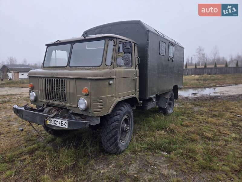 Вантажопасажирський фургон ГАЗ 66