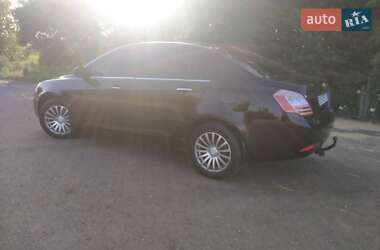Geely Emgrand 7 (EC7)  2012