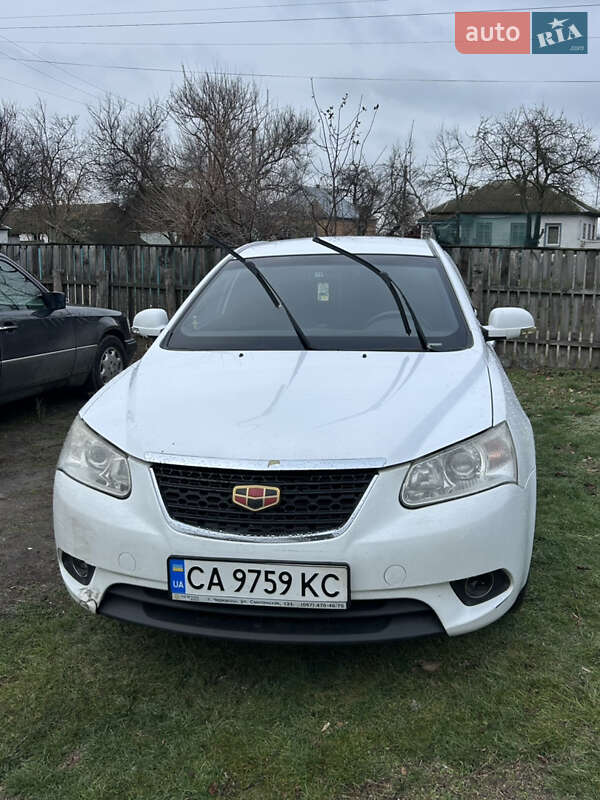 Хэтчбек Geely Emgrand 7 (EC7)