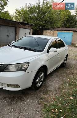Geely Emgrand 7 (EC7)  2013