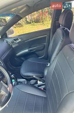 Geely Emgrand 7 (EC7)  2013
