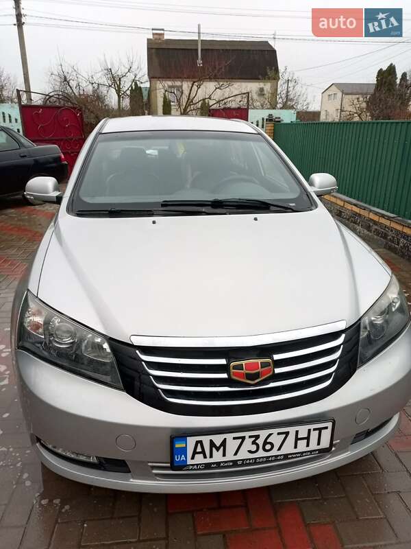 Хетчбек Geely Emgrand 7 (EC7)