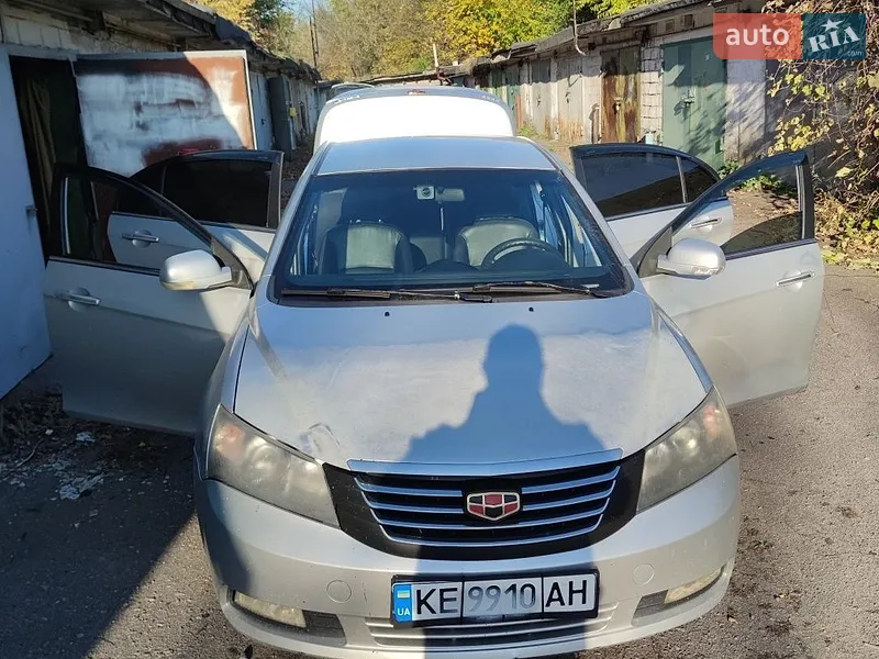 Geely Emgrand 7 (EC7)