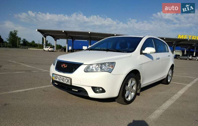 Geely Emgrand EC7-RV