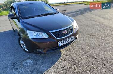 Geely Emgrand EC7-RV 2012