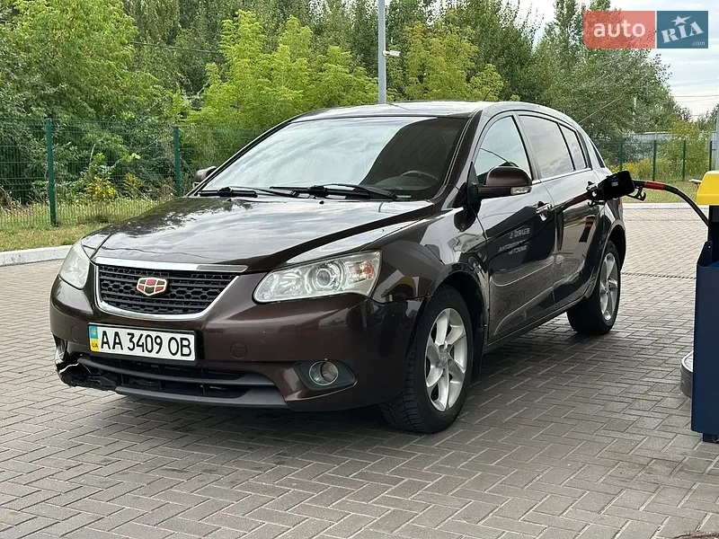 Geely Emgrand EC7-RV 2013