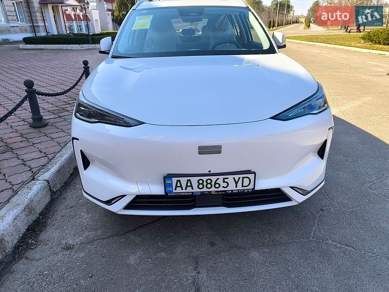 Geely Galaxy E5