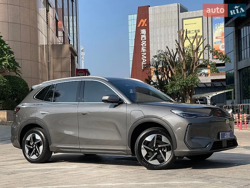 Geely Galaxy E5