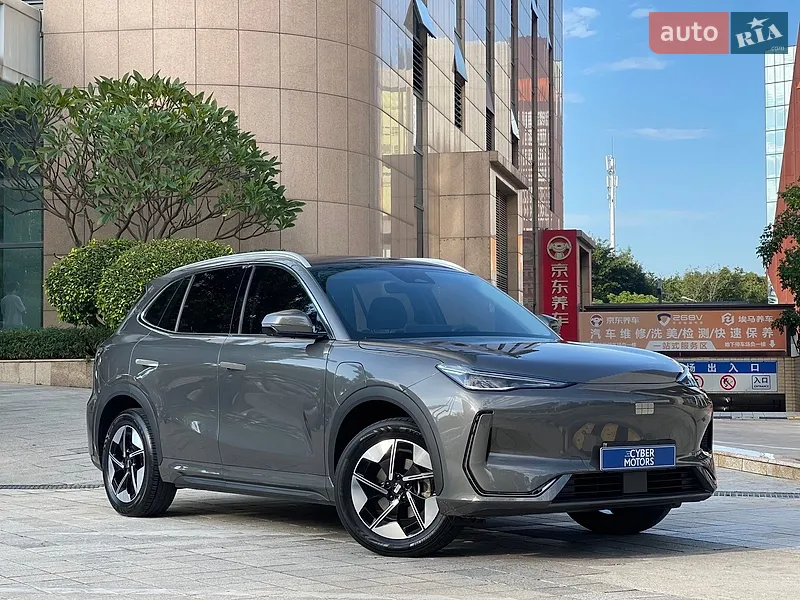 Geely Galaxy E5