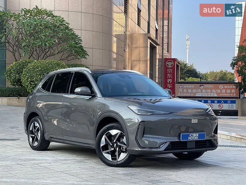 Geely Galaxy E5