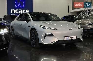 Geely Galaxy E8  2024