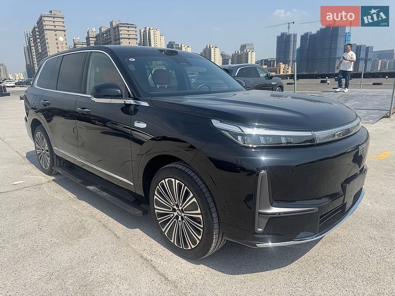Geely Galaxy M9