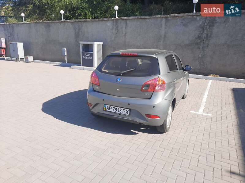 Хэтчбек Geely GC5