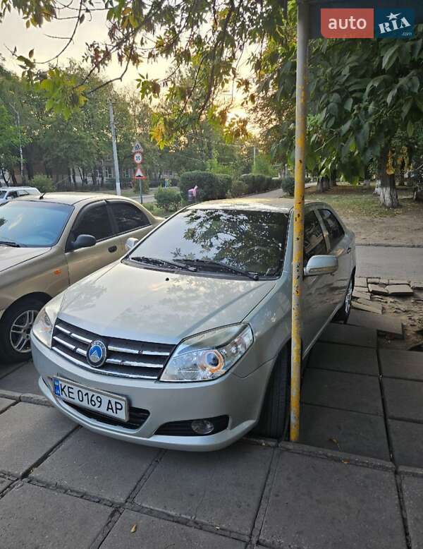 Geely MK-2 2012