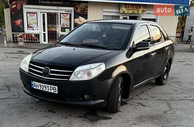 Geely MK-2 2013