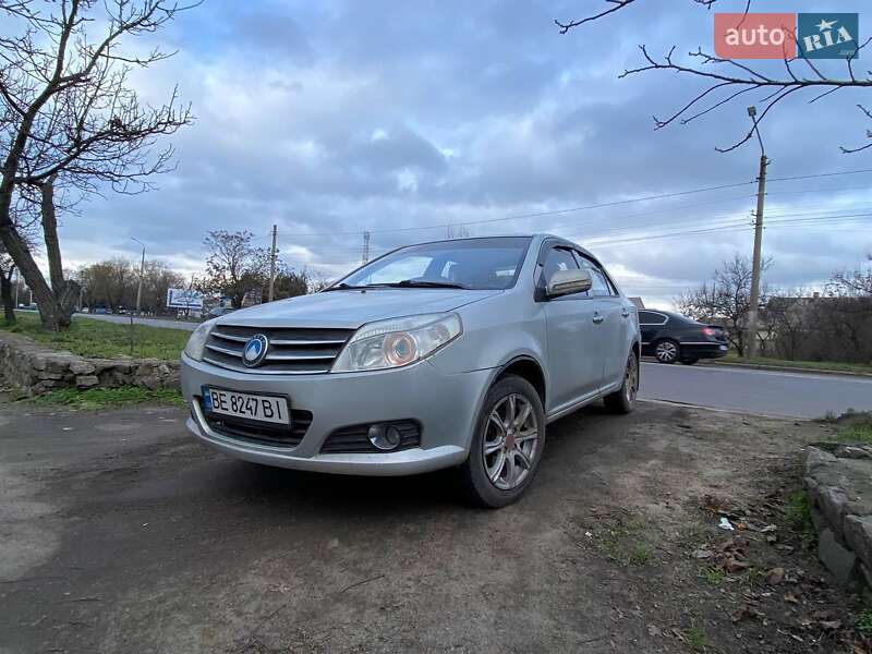 Geely MK-2 2013
