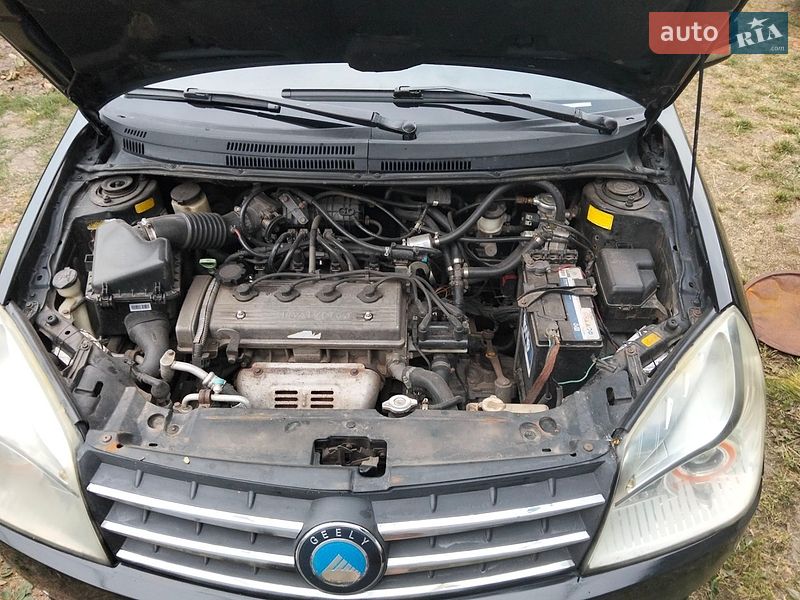 Седан Geely MK-2 2012 в Хороле