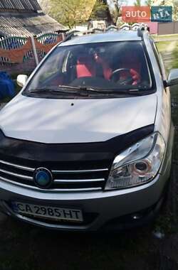 Geely MK Cross 2011