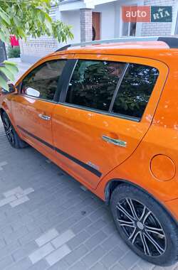 Geely MK Cross  2013