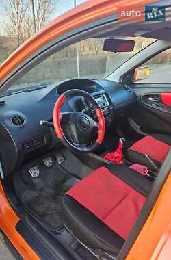 Geely MK Cross  2012
