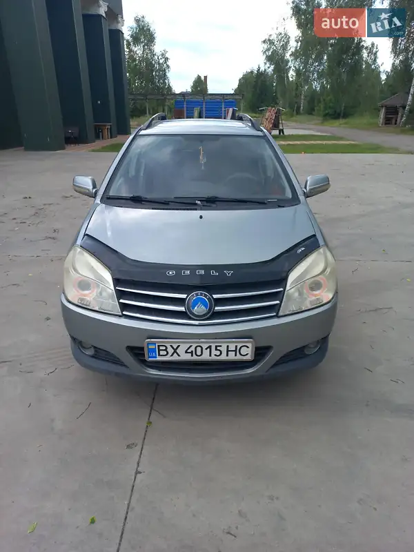 Geely MK Cross