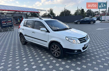 Geely MK Cross 2013