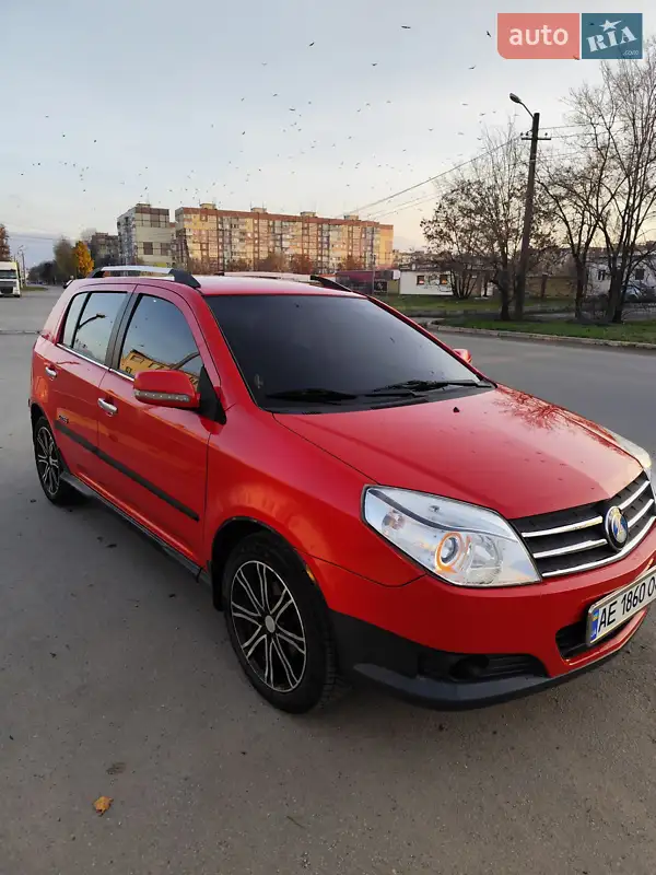 Geely MK Cross 2013