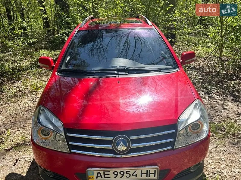 Geely MK Cross 2013