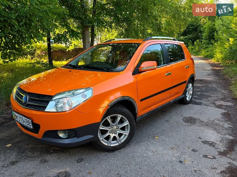 Geely MK Cross