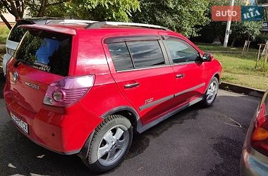 Geely MK Cross  2012