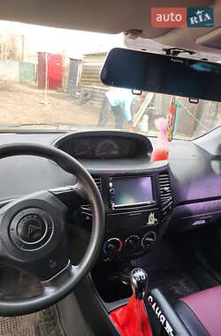 Geely MK  2012