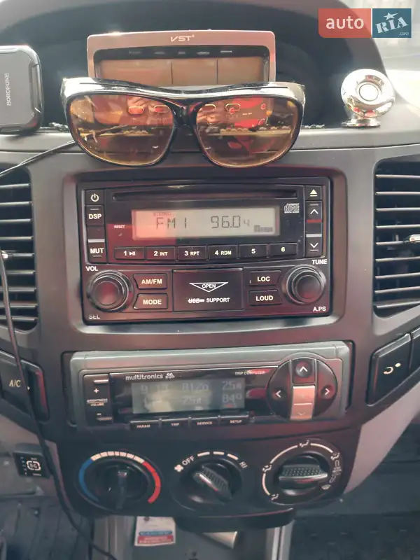 Geely MK