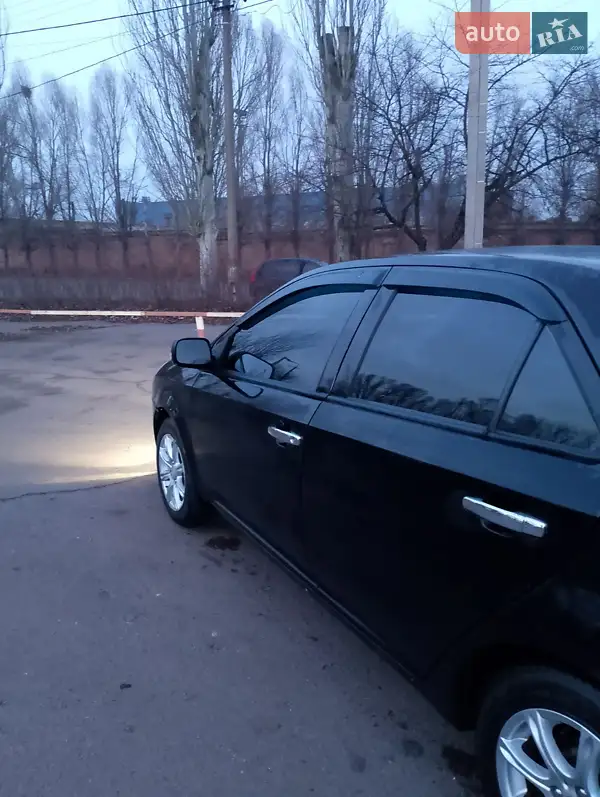Geely MK 2012