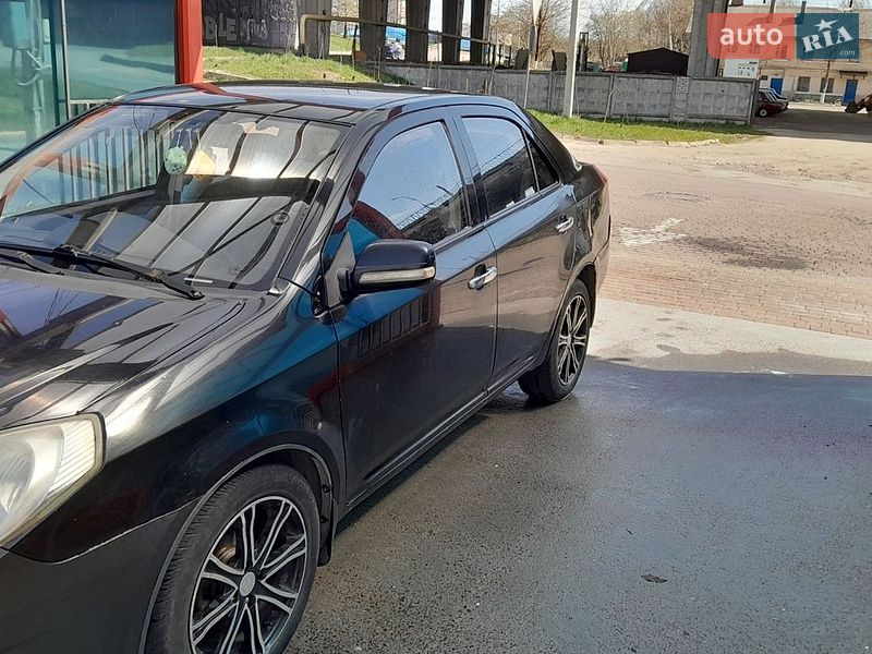 Седан Geely MK 2011 в Львове