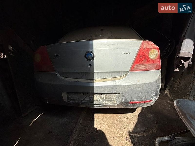 Седан Geely MK 2011 в Путилі