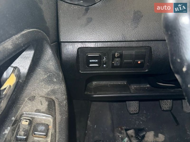 Седан Geely MK 2011 в Путилі