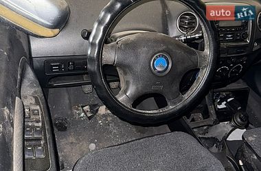 Седан Geely MK 2011 в Путилі